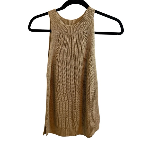 LA MIEL Slim Fitted Halter Neck Sleeveless Knit Top - Picture 1 of 5